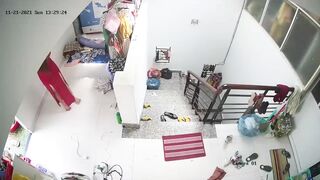 hackcam con bé thay đồ đi chơi mà nó không mặc giáp mới vl