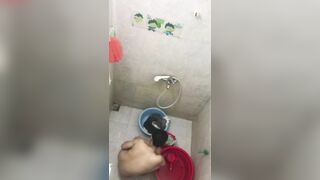 lén quay bé hàng xóm 2k8 tắm trông em nó ngon quá