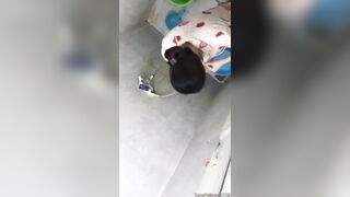 lén quay bé hàng xóm 2k8 tắm trông em nó ngon quá -phần 2