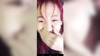 Cặp vú ngon của e teen sinh viên xinh đẹp lần đầu livetream show hàng