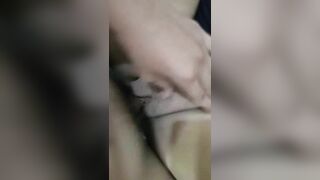 nốt ruồi ở bướm thế này thì em nó dâm như con đĩ
