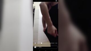 em sinh viên kính cận dáng đẹo mê quá