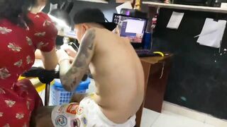 nỗi buồn thợ xăm 1