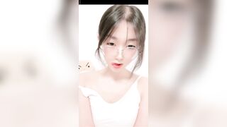 Em Gái Xinh Loli Móc lồn thủ dâm rên rỉ cực nứng