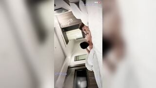 Clip sex Tàu khựa qua Việt Nam chơi gái còn livestream trên SWAG live - Phần 16