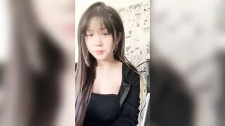 E gái ng trong ao hồ xăm trổ nhưng lại cực xinh lại còn vú bự bím hồng live show hàng