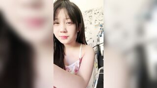 E gái ng trong ao hồ xăm trổ nhưng lại cực xih lại còn vú bự bím hồng live show hàng3