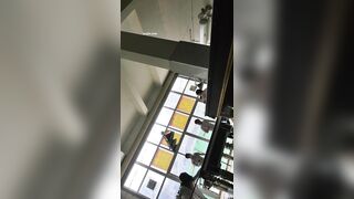 Dâm nữ khỏa thân vào quán bida chơi show hàng public cho mấy a ngắm hàng p2