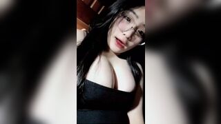 Gạ nhỏ em họ call video show hàng