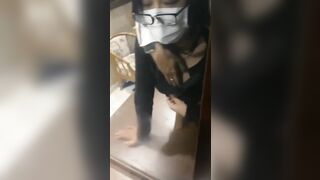Vào nhà nghỉ check hàng e teen rau sinh viên hàng ngon vú múp cực dâm