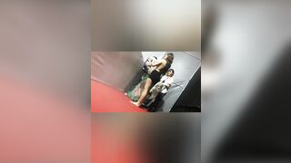 Quay lén Idol Nancy - Momoland thay quần áo