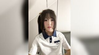 bé gái xinh như thiên thần thủ dâm khoe hàng p4