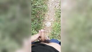 Dụ chú sục cặc dùm