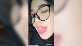 XUẤT VÀO MỒM CON ĐĨ DÂM TẶC