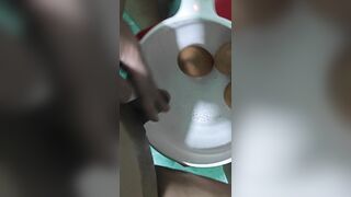 Ngâm nước sôi vào Cu và cái kết bổng
