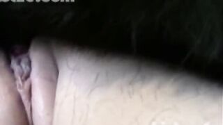 Lồn non Dính Lẹo với chó cưng