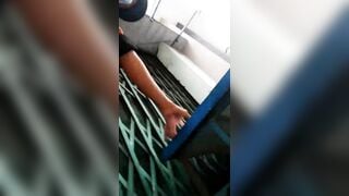 Quay lén 2 e gái lộ hàng