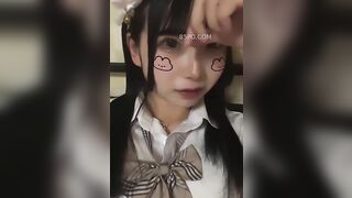 Cô gái nhật bản có gương mặt tròn dễ thương