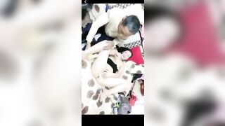 Ông ngoại vs ông nội của chồng rủ nhau địt cháu dâu