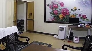 gái xinh mình dây vú to em ở nhà 1 mình là em cởi chuồng
