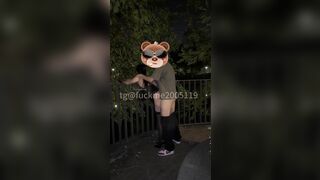 địt nhau cùng gái xinh public ngay trong công viên