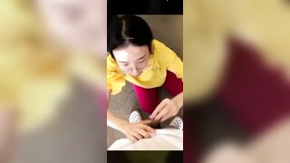 Đè bé em họ xinh kính cận ra bú cặc,dù e có chống trả nhưng vẫn phải ngậm cặc thôi