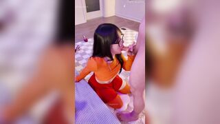 Chăm được em rau non xinh xắn