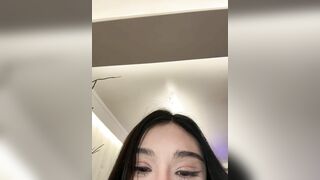 Em teen cực xinh vú bự livetream show hàng cùng với cô b thân dâm đãng cực ngon p15