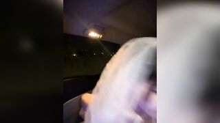 Em teen cosplay cô dâu cực xinh livetream show hàng móc lồn dâm ngay trên xe p21
