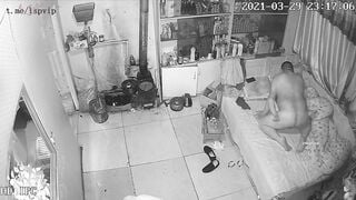 Hack cam gia đình quay lén nữa đêm đg ngủ vợ dâm nứng lồn đòi bú cu bắt ck dậy địt p3