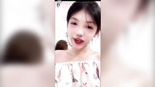 Kim Chi 2k9 cute damdang lồn múp dưới MÔ TẢ