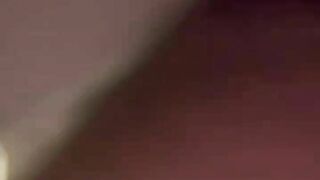 em nhân viên ngân hàng lộ clip bán dâm