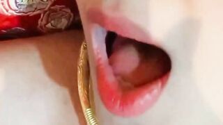 Đêm tân hôn chị gái lén lút địt nhau với bồ trước khi vào động phòng với chồng