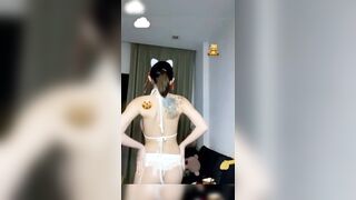 hót hoa hậu Thái Lan lộ clip quá khứ làm mẫu ảnh nude