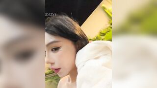 Em teen TQ cực xinh dâm đãng đi du lịch mà vẫn k quên nghề show lồn cho ae xem p8