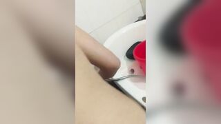 Phi công trẻ phục vụ chị mbbg u50