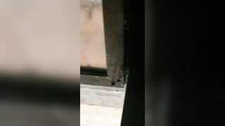 Quay lén dì gái 1 con tắm