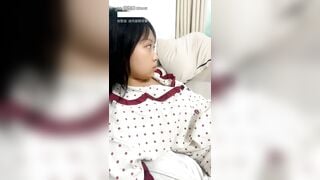 Em gái mới lớn bị thằng anh họ dụ dỗ vào con đường bán quạt p1