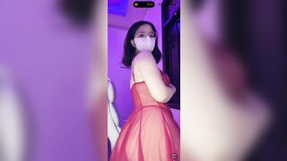 mina hoài thu nhảy sexxy