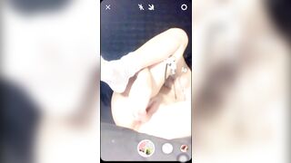 Rau hầu gái thủ dâm trên Instagram