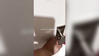 Địt con bạn thân đang tắm vú to lồn ngon bú cặc điêu luyện