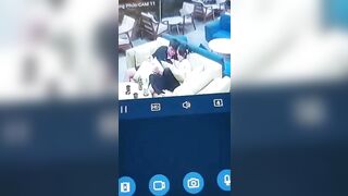 2 em học sinh vào quán ts thủ dâm bị camera quay lại