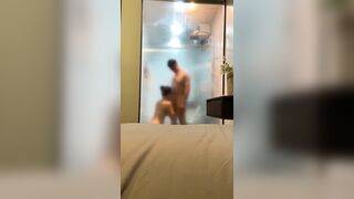 tranh thủ trong nhà tắm 2 lần xuất cùng bé sinh viên ngoan