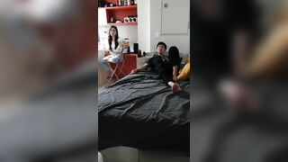 ông Kim lại chăn được em sinh viên trẻ đẹp Hàn Quốc