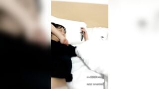 Em gái mới lớn ngây thơ bị thằng anh họ dụ dỗ vào con đường bán quạt p4