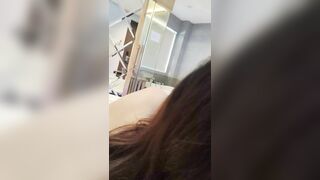 chịch bé sinh viên từ nhà tắm ra đến phòng ngủ trong chuyến du lịch đà nẵng - phần 2