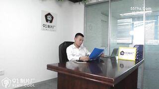 E sếp dáng ngon bị cấp dưới khốn nạn cặc bự trói chặt mang vào phòng cưỡng dâm
