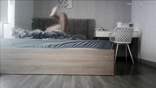 tình cũ không rủ em cũng gạ anh đi địt