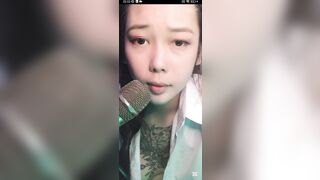Nay ta ngắm vú