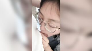 em sgbb mặt ngây thơ bú cu cực giỏi